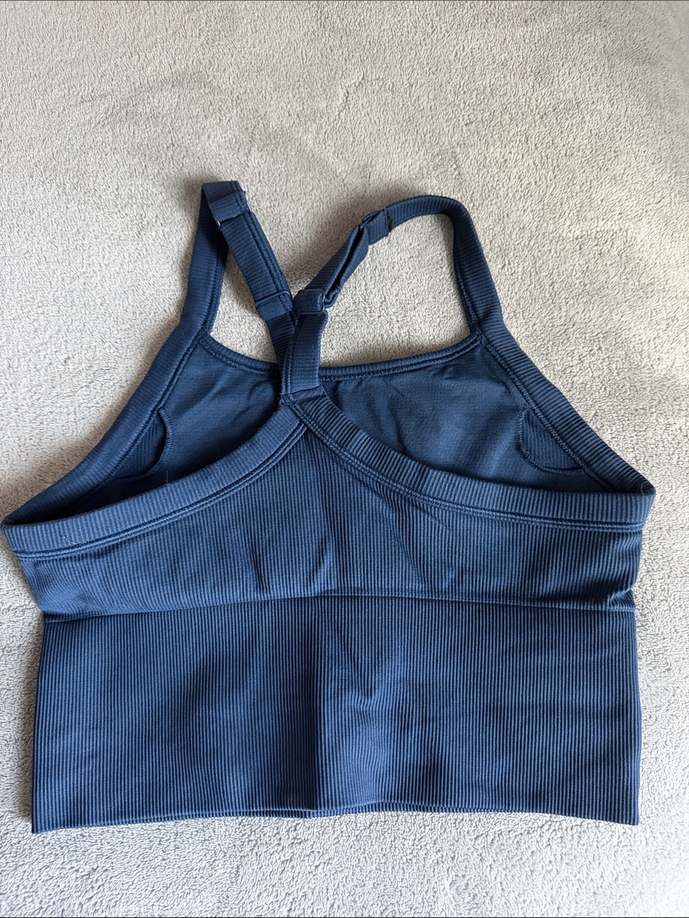 Alo Seamless Ribbed Favorite Bra Tank - Picture 6 of 6